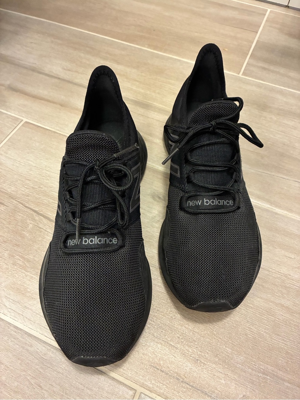 New Balance Women's Black Mesh Athletic Sneakers